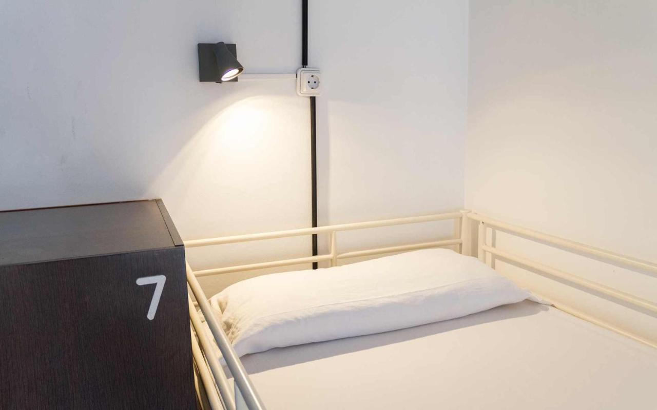 Bed 8-Bed Mixed Dormitory Room