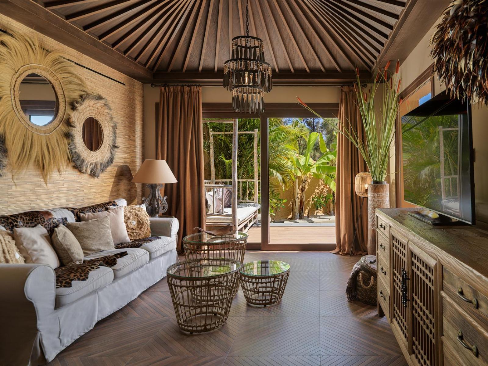 2 Bedroom Lagoon Villa