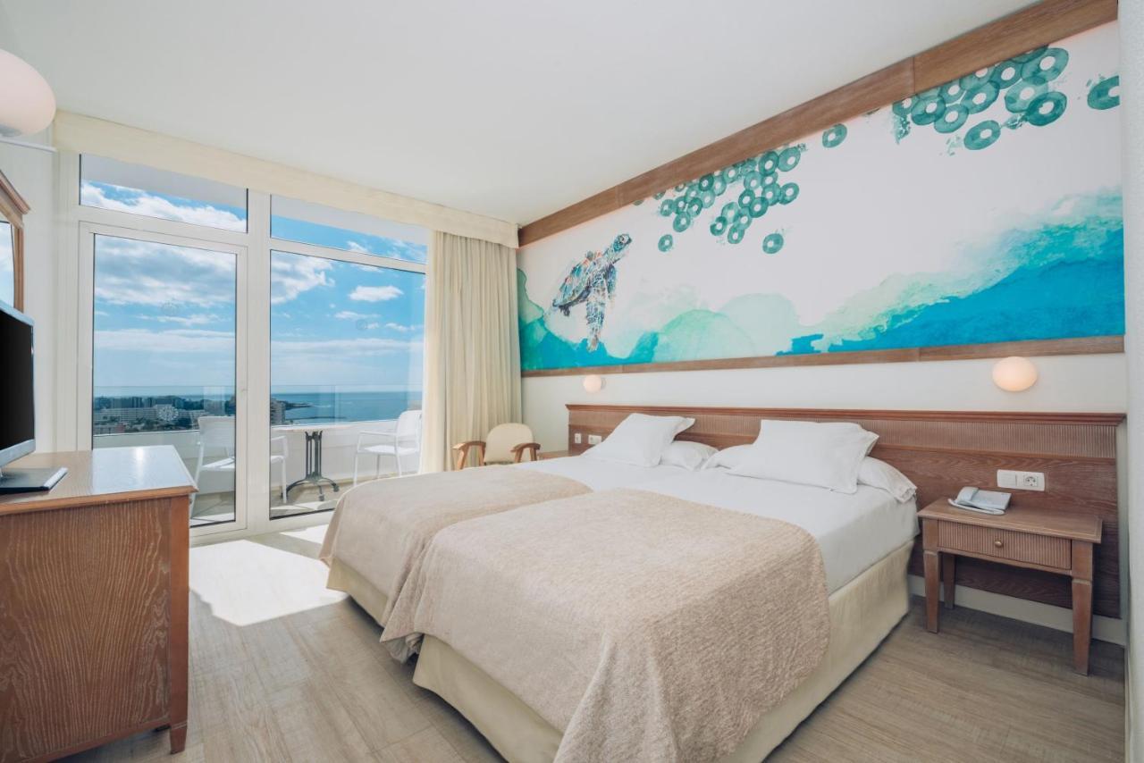 Twin Room Pool View