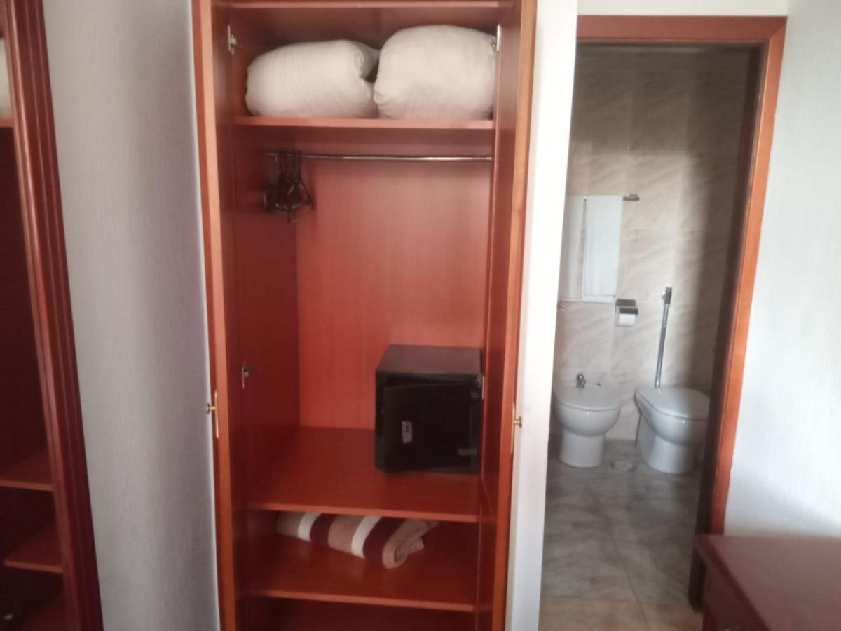 Budget Single Room