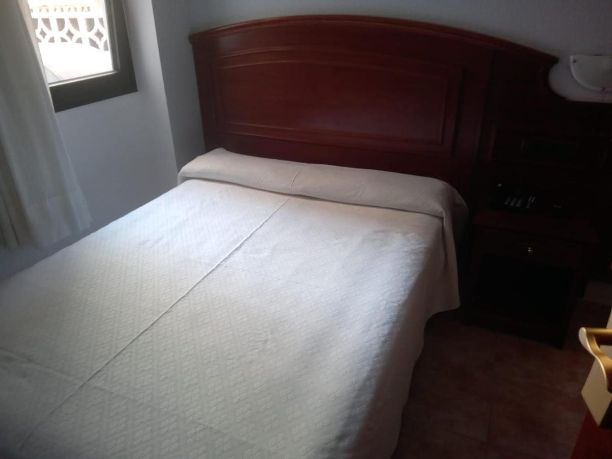 Budget Single Room