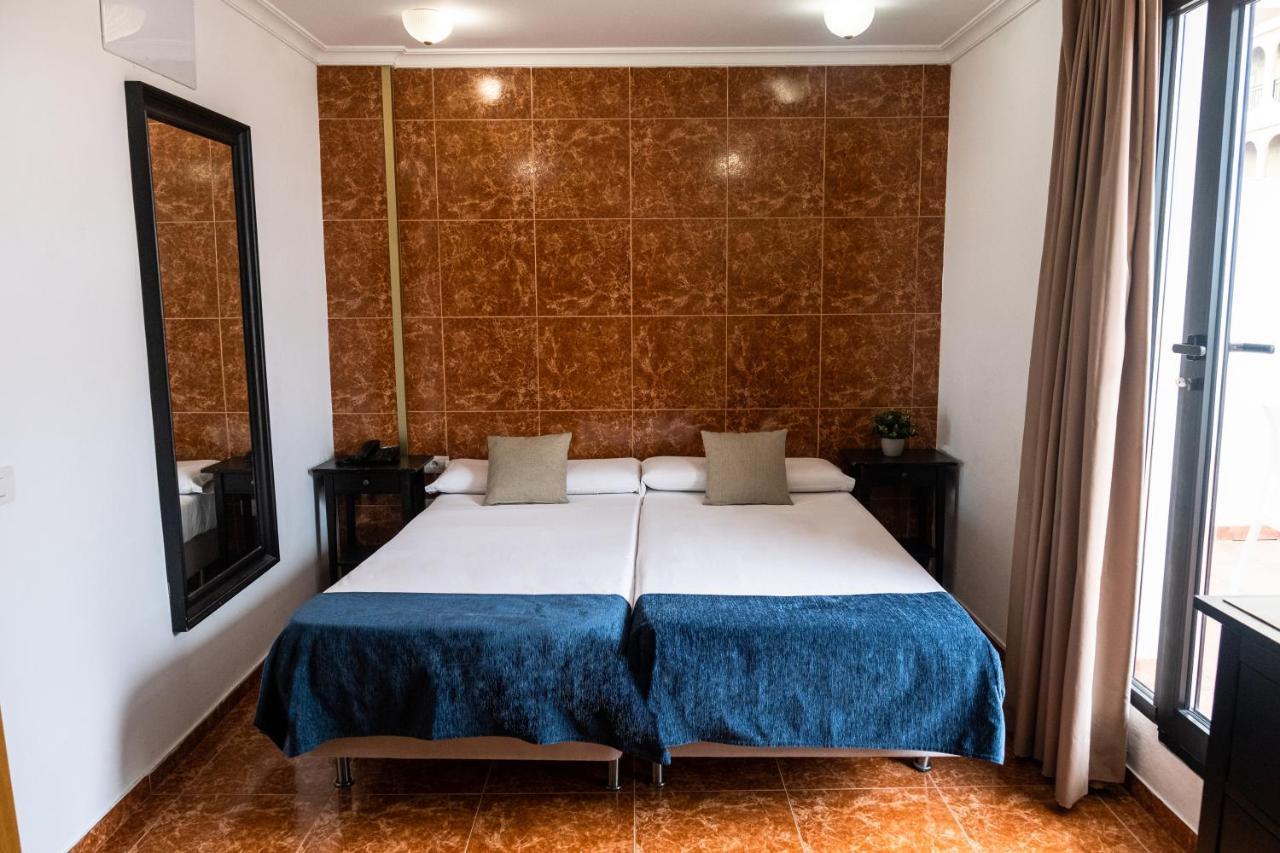 Exterior Basic Double or Twin Room Balcony