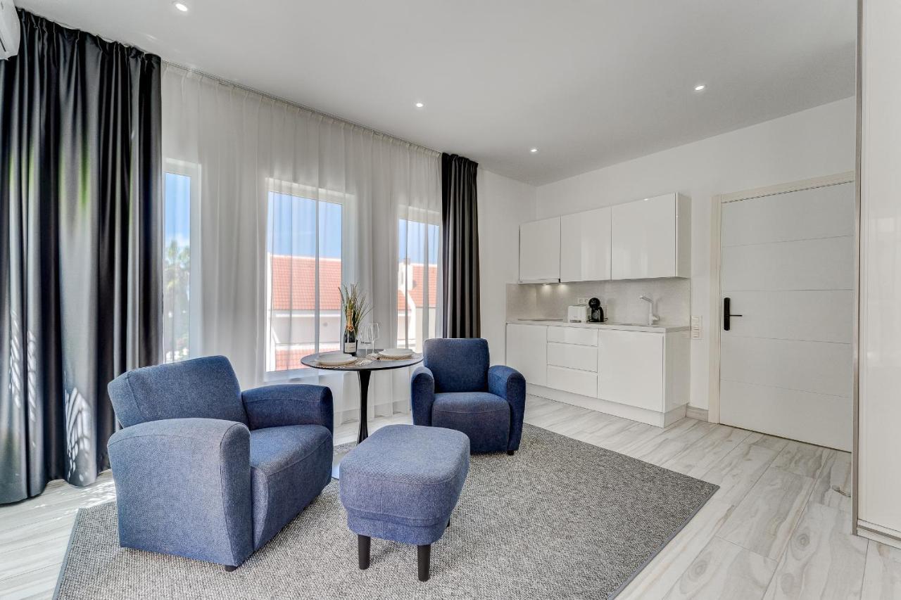 Studio Apartment Sea View