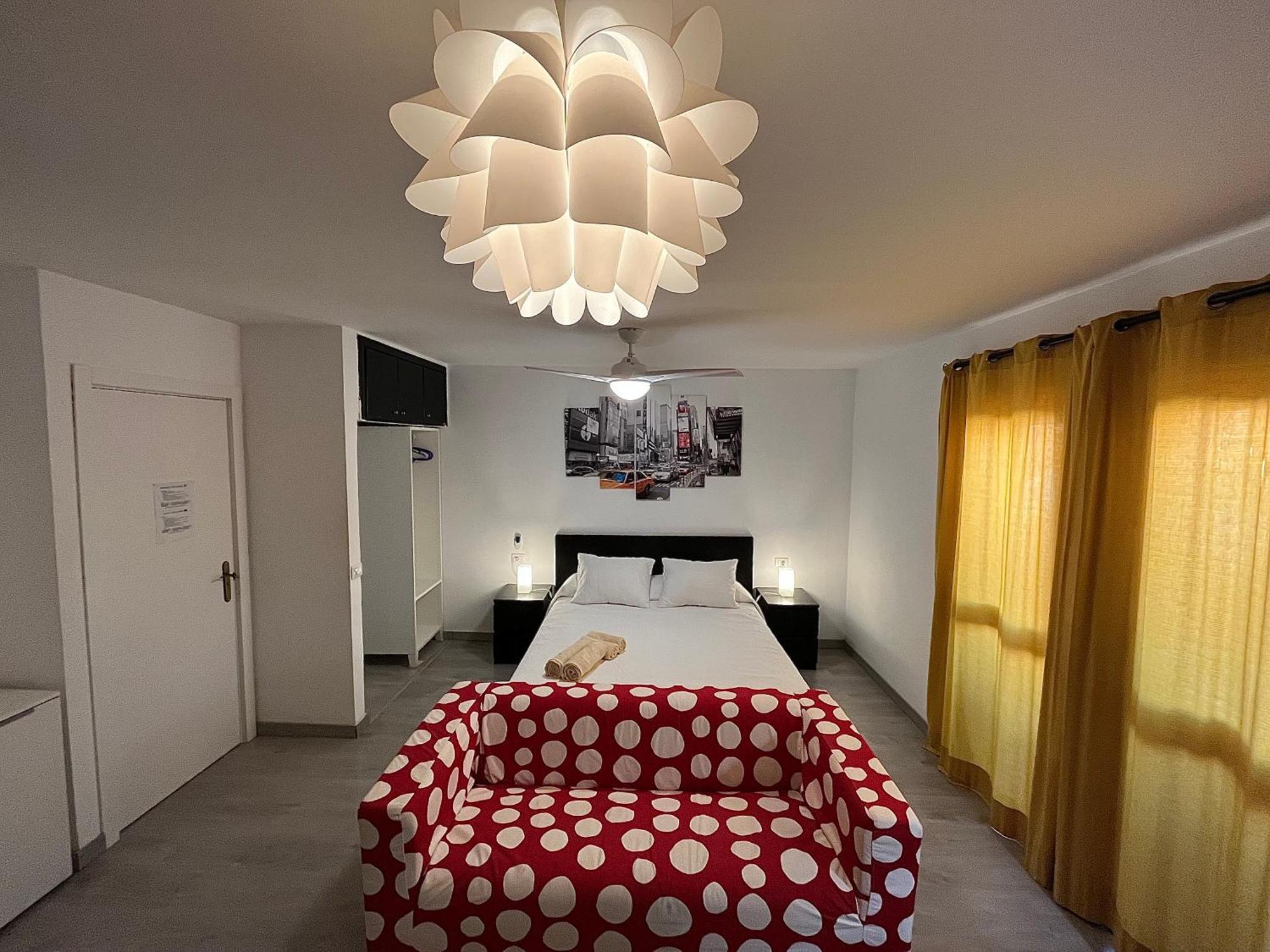 Queen Room Private Bathroom