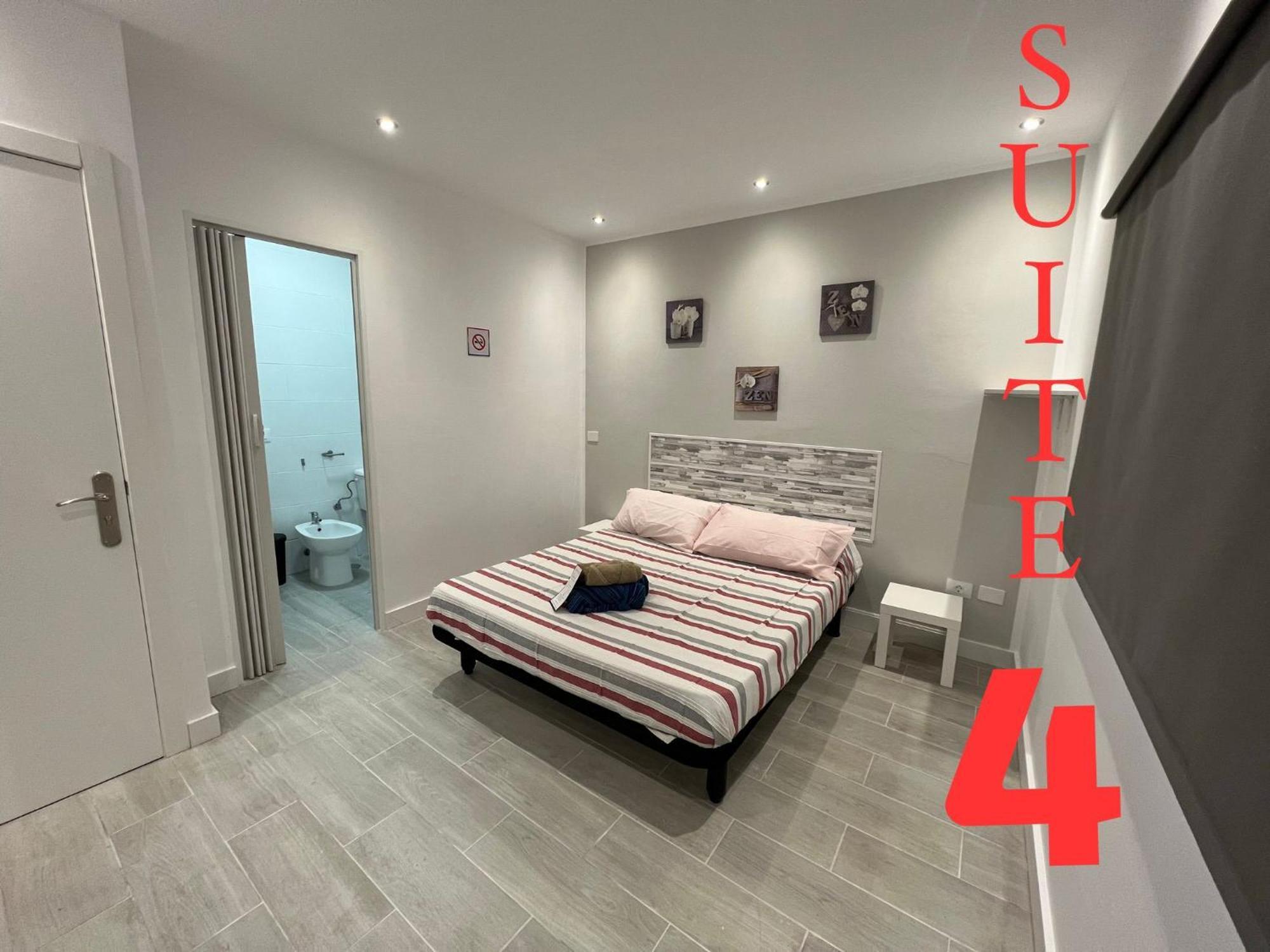Double Room Private Bathroom