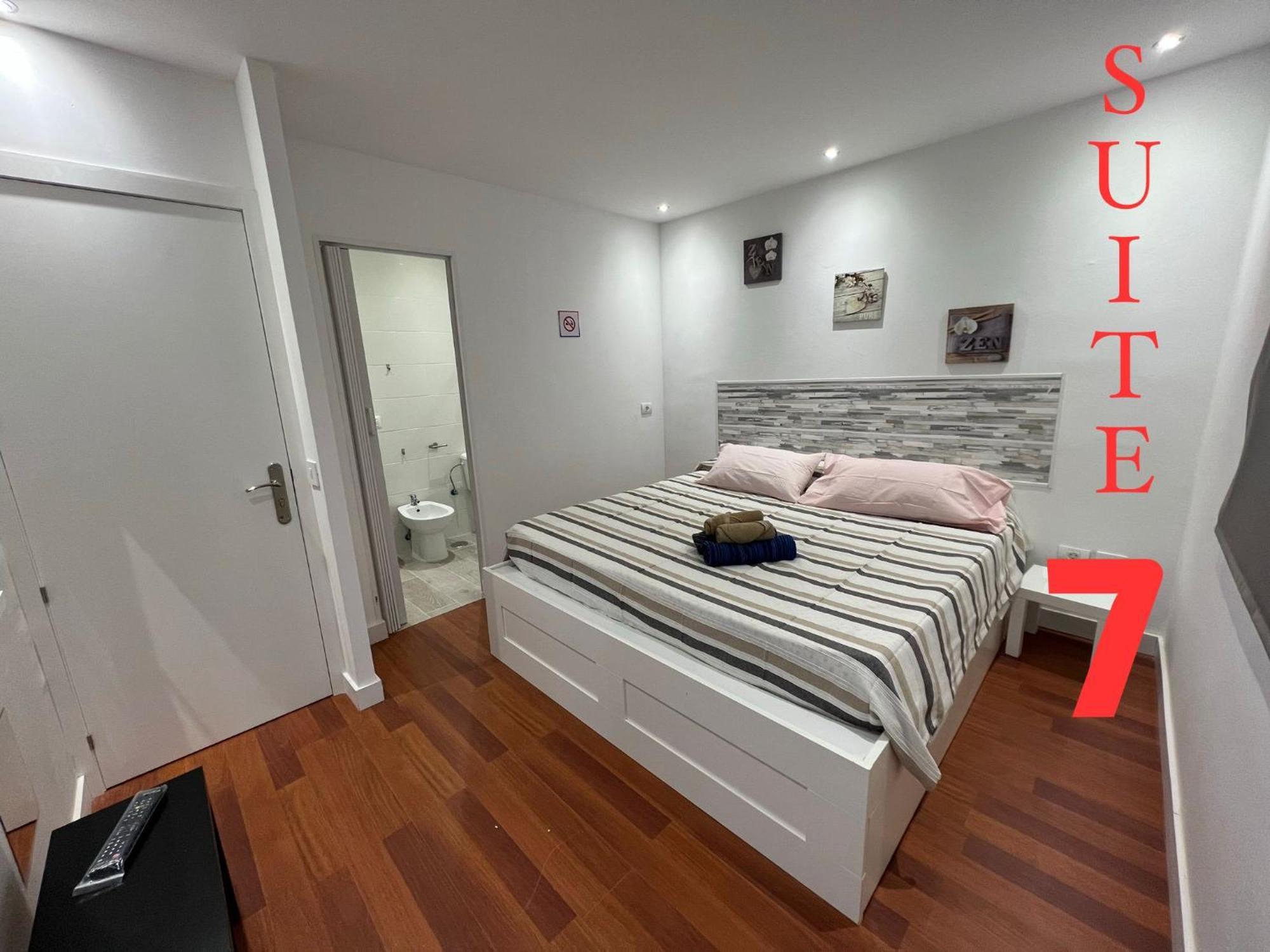 Double Room Private Bathroom