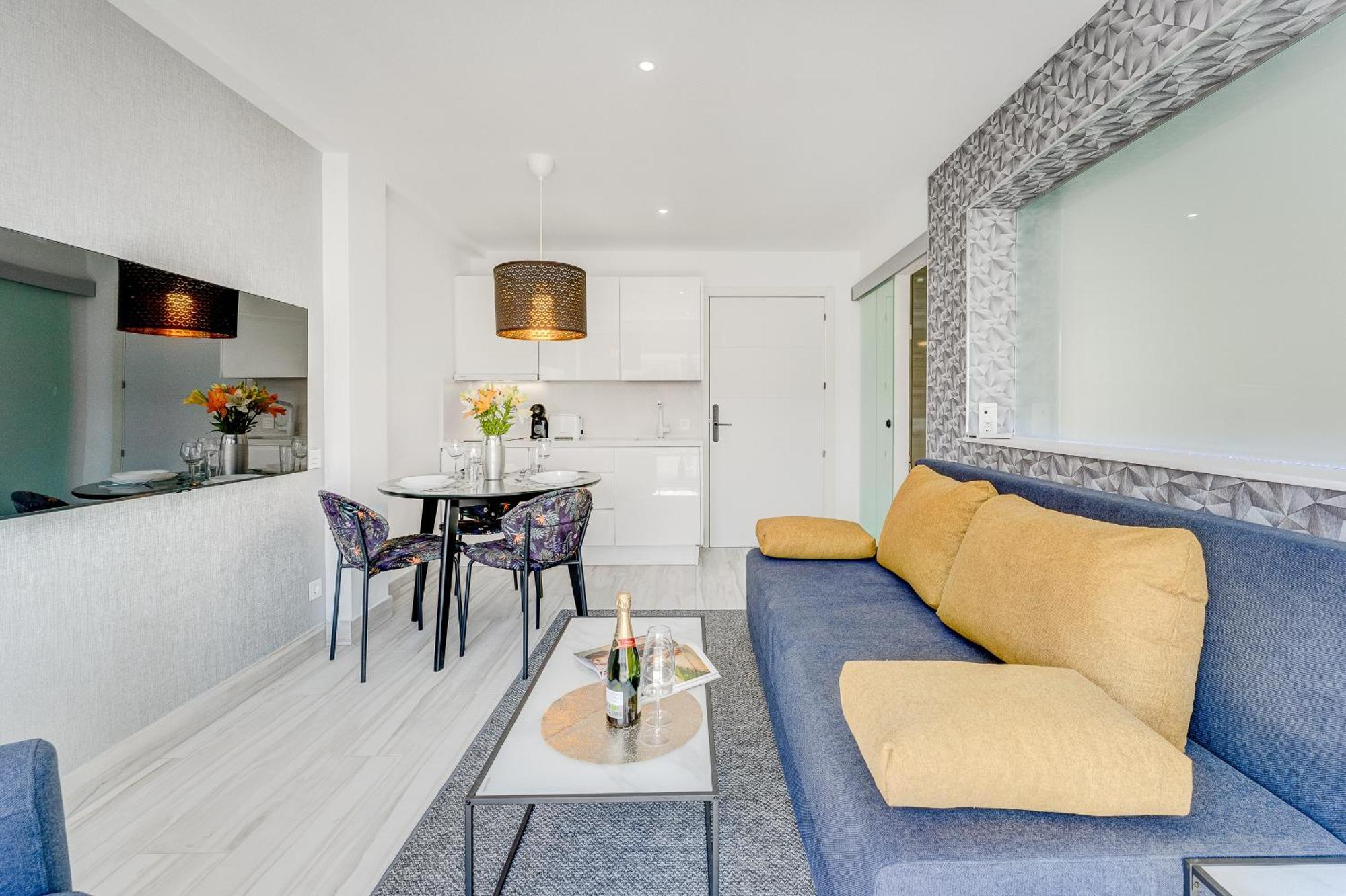 One-Bedroom Apartment