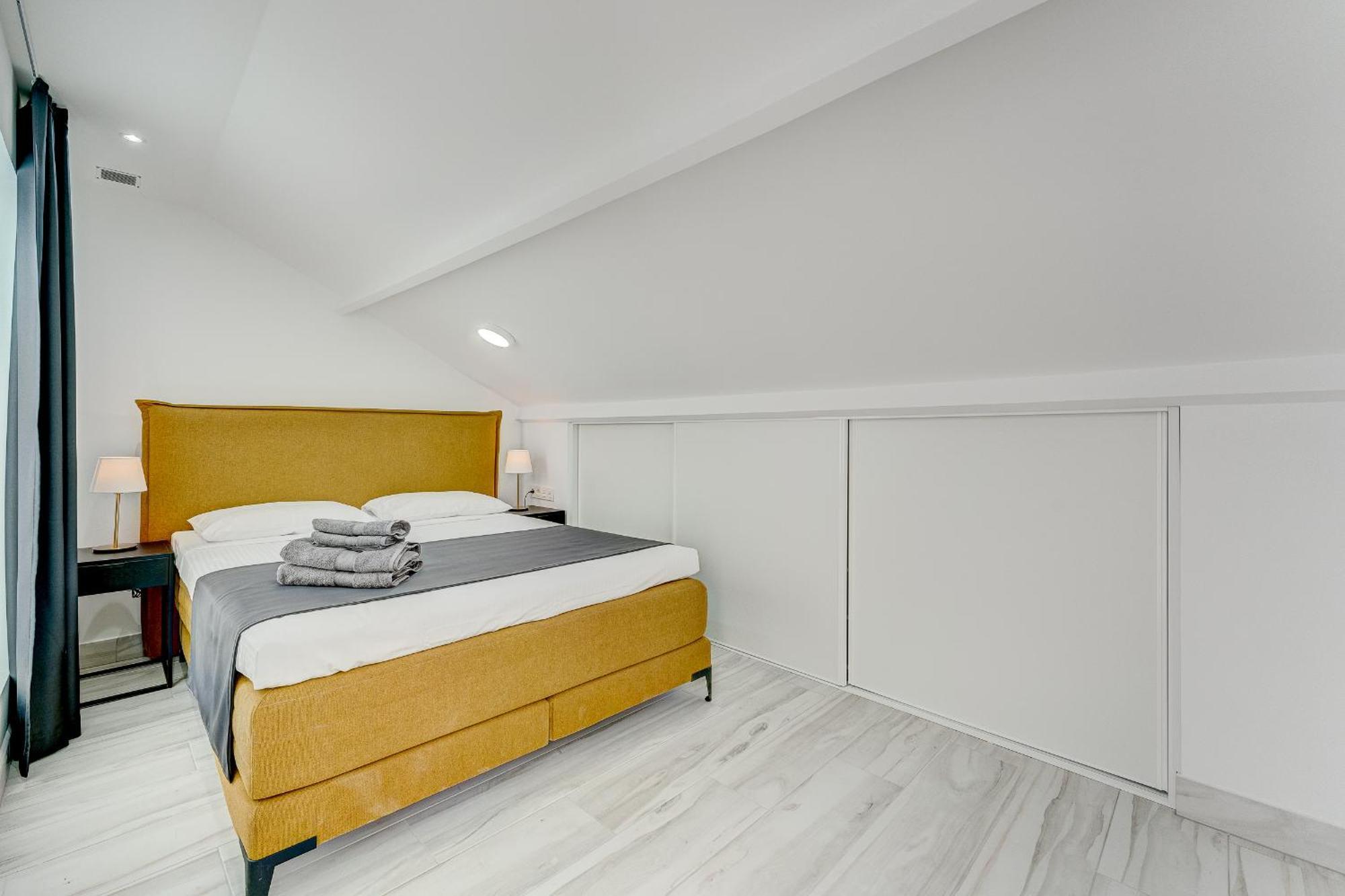 Penthouse Apartment