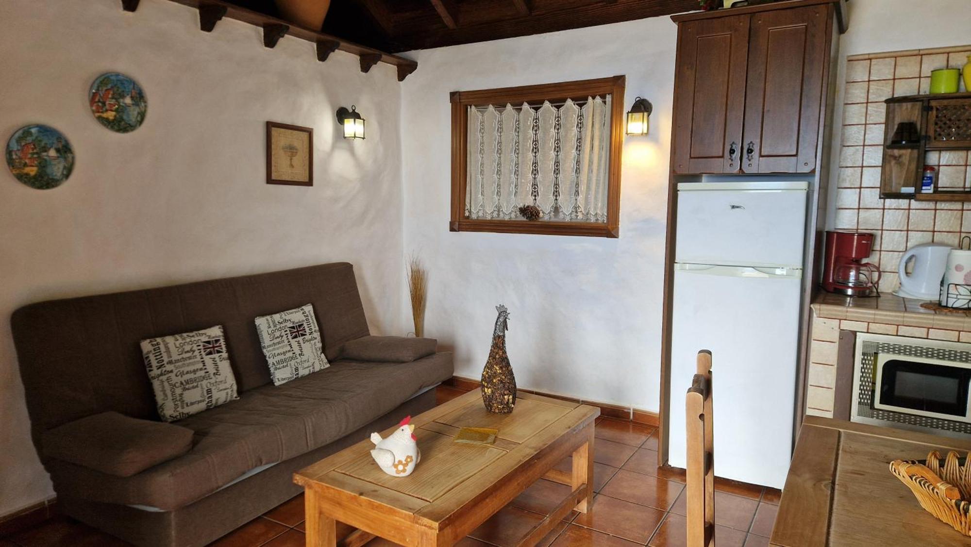 Superior One-Bedroom Apartment