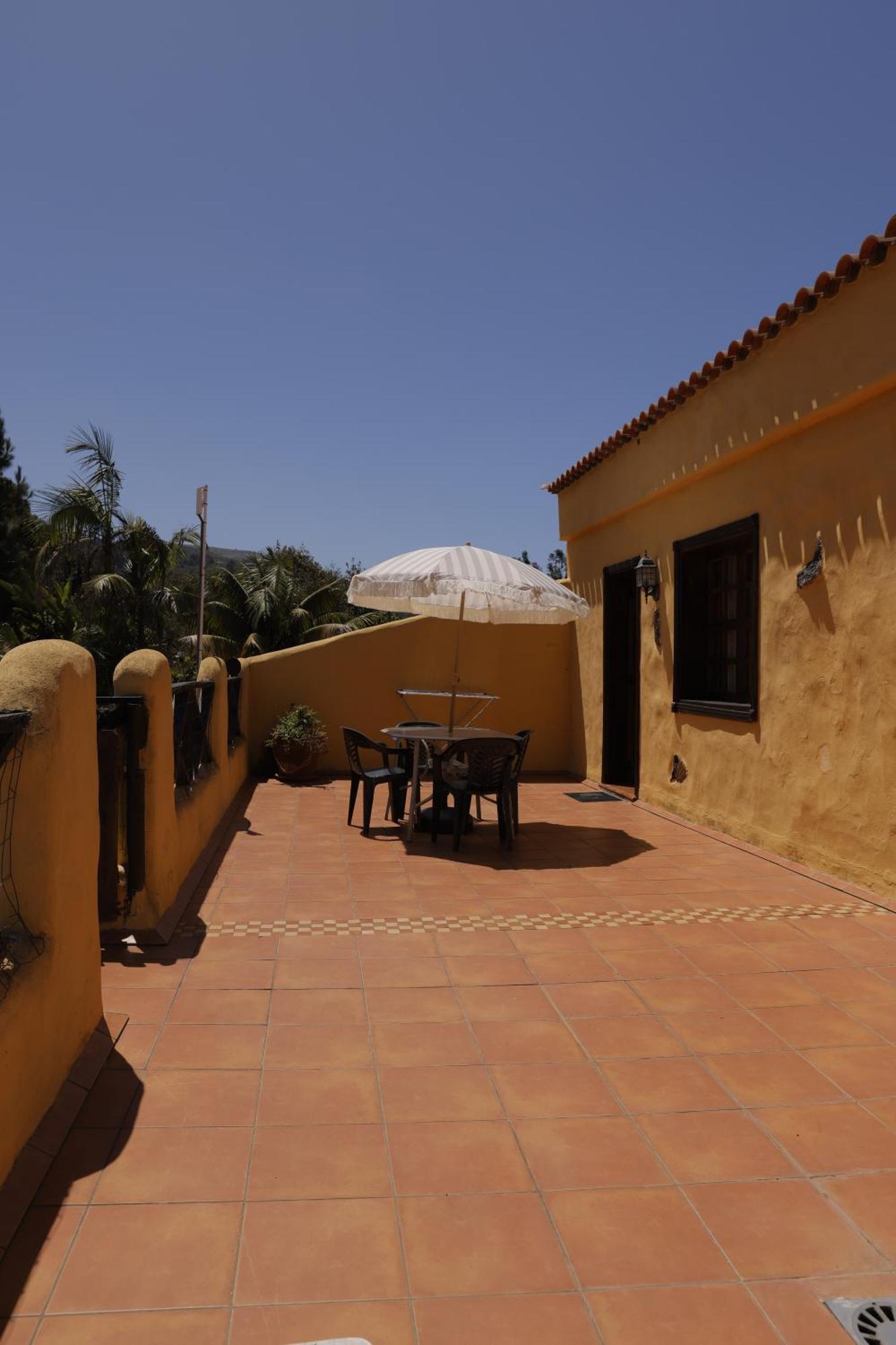 One-Bedroom Apartment Terrace