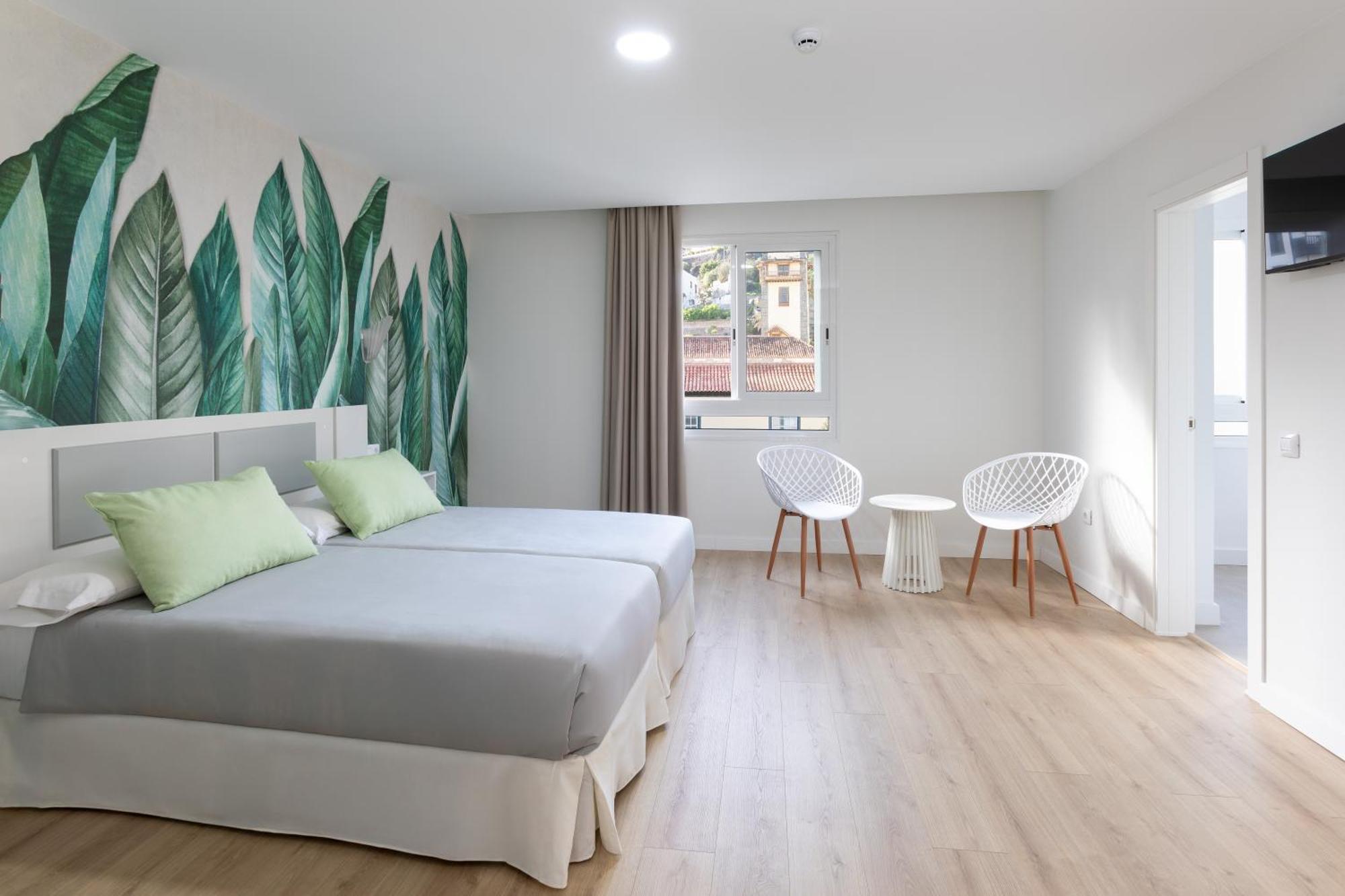 Twin Room City View
