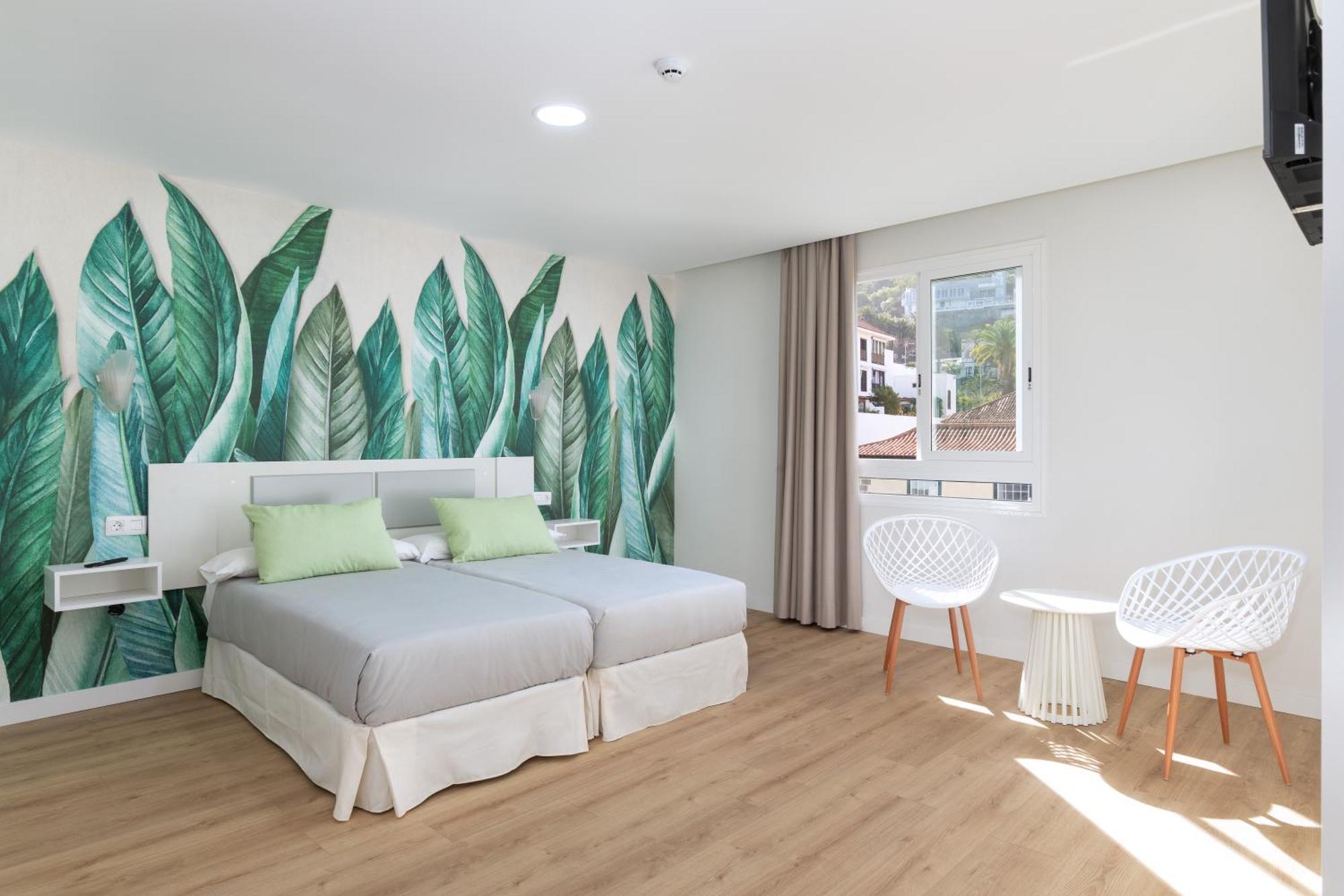 Twin Room City View