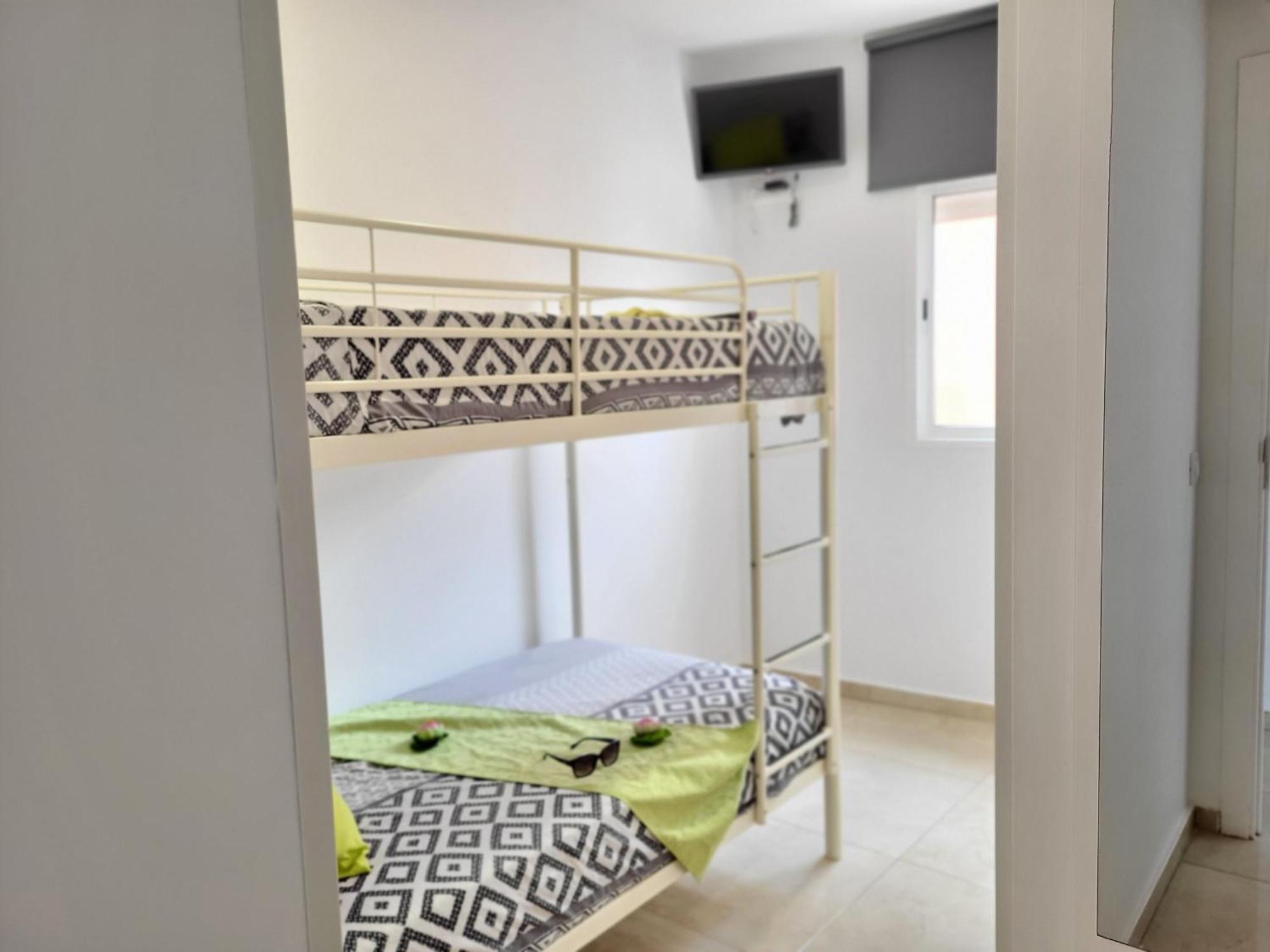 Twin Room Private Bathroom