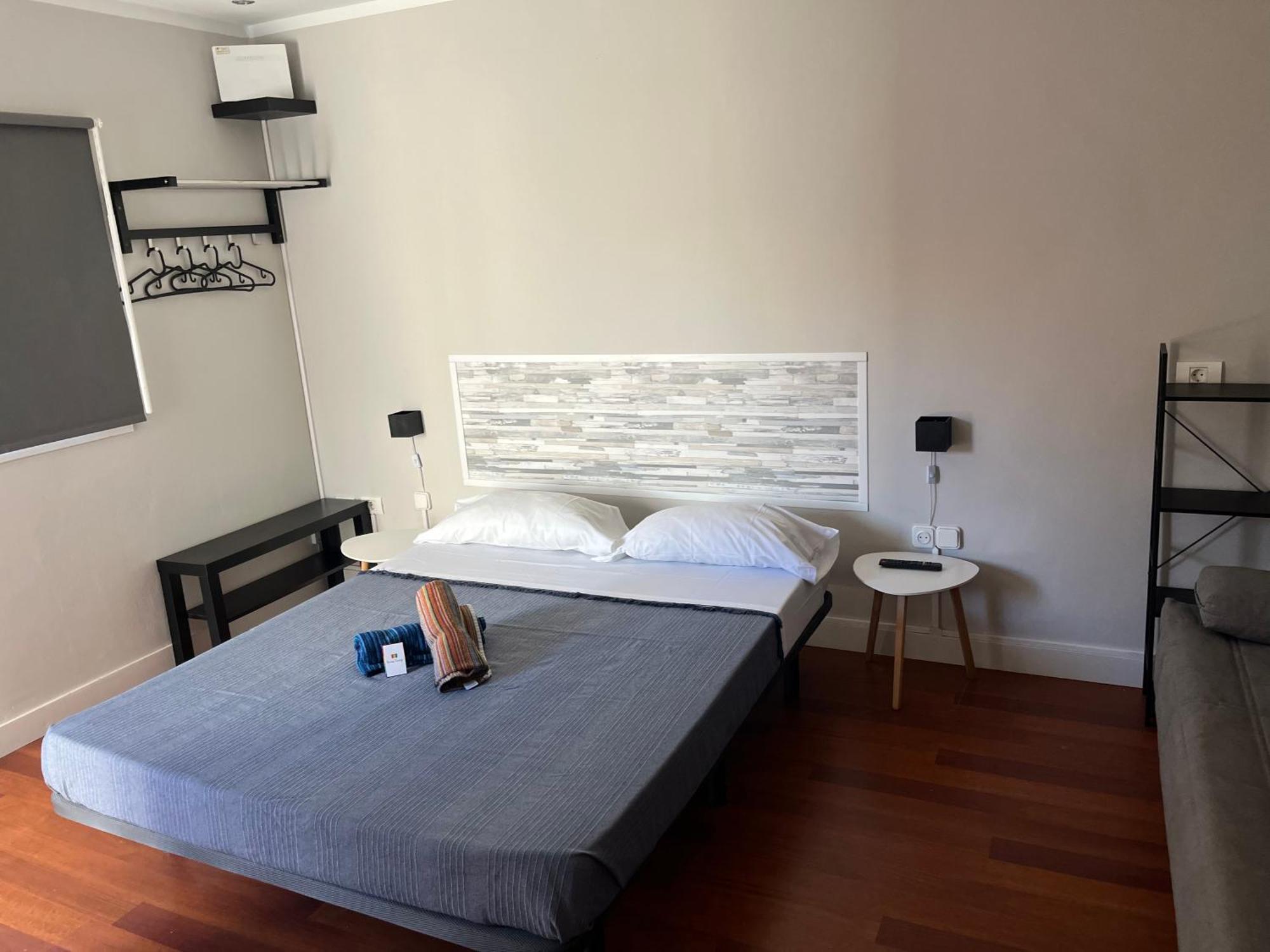 Double Room Private Bathroom