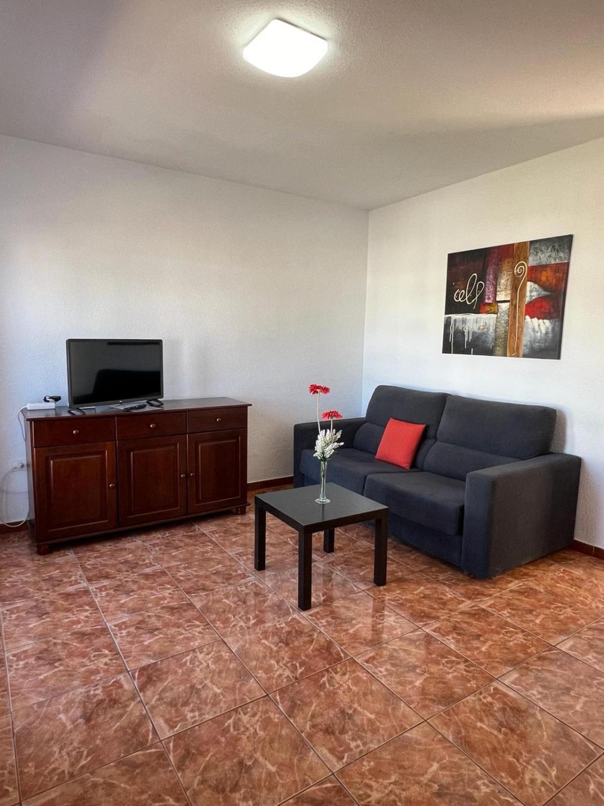 One-Bedroom Standard Apartment