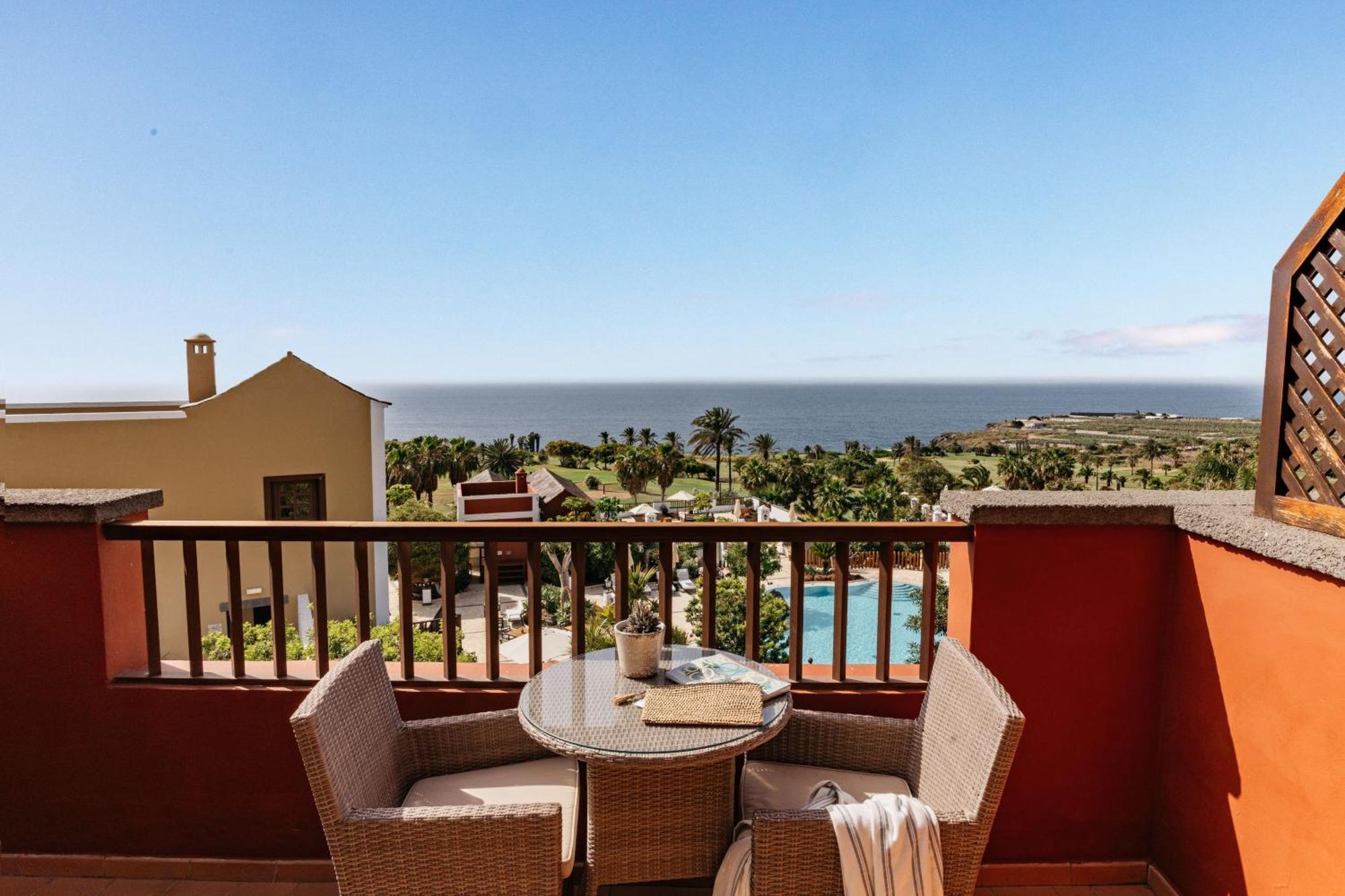 Singular Junior Suite Sea View Panoramic Terrace