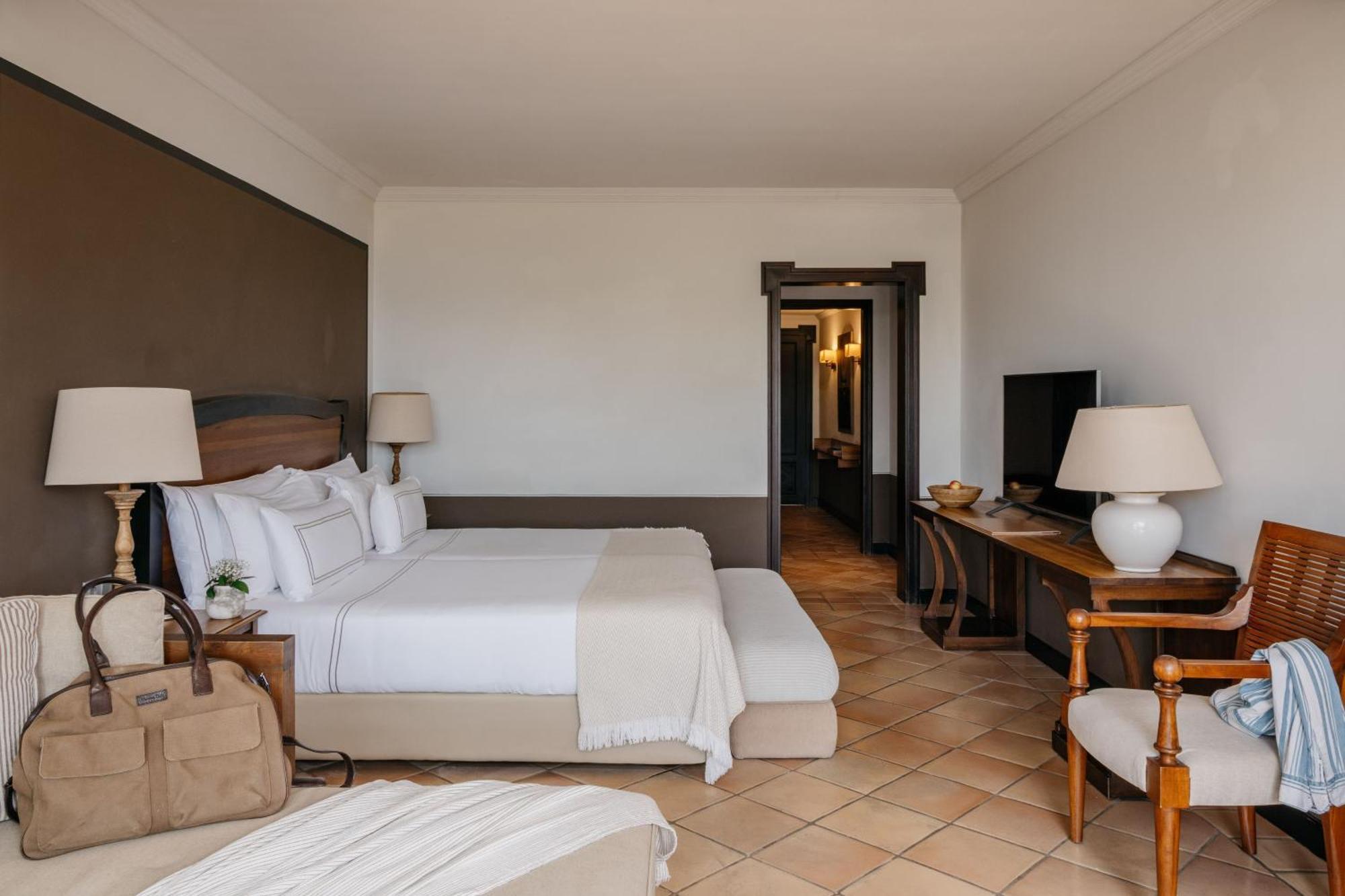 Premier Room