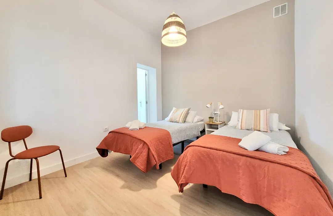 Palm Street Apartment-1