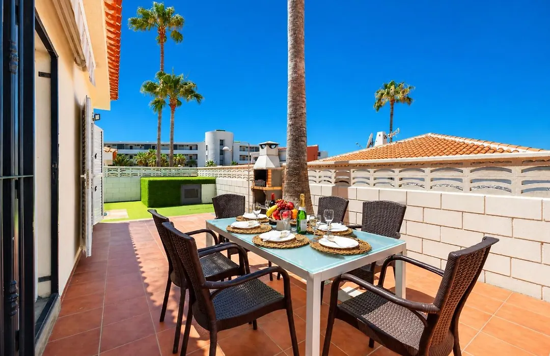 CHALET 83 con PISCINA PRIVADA-1