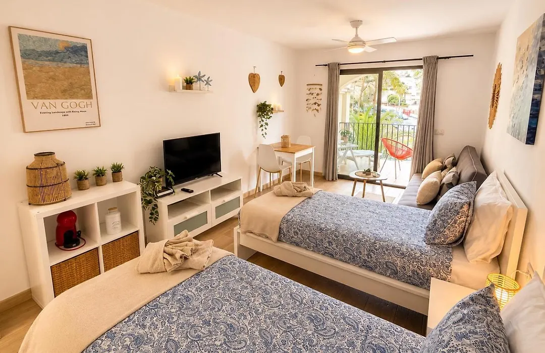 Castle Harbour Los Cristianos Beautiful Studio With Pool View-1