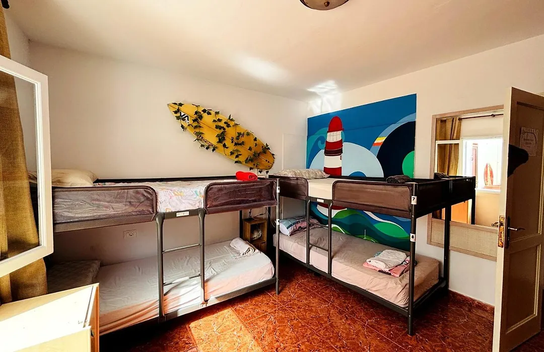Hostel Banana Surf House-1
