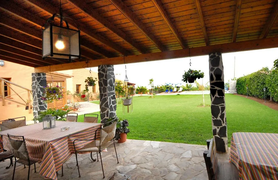 Casa Strelizia - vivienda vacacional-1