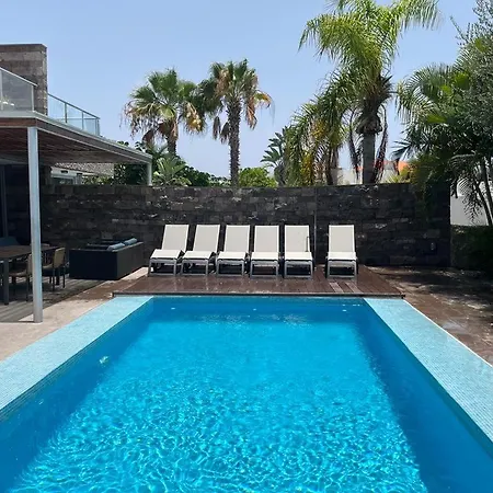 Exclusive Villa In Bahia Del Duque-2
