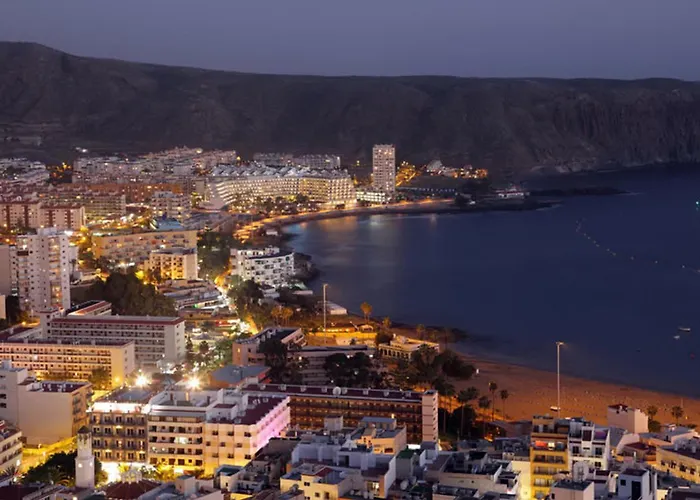 Luxurious Townhouse In Los Cristianos Los Cristianos 