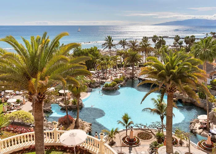 Costa Adeje (Tenerife) hotels near Colon Port