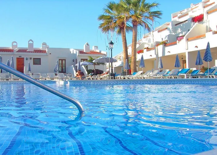 Best 6 Spa Hotels in Los Cristianos (Tenerife) for a Relaxing Getaway