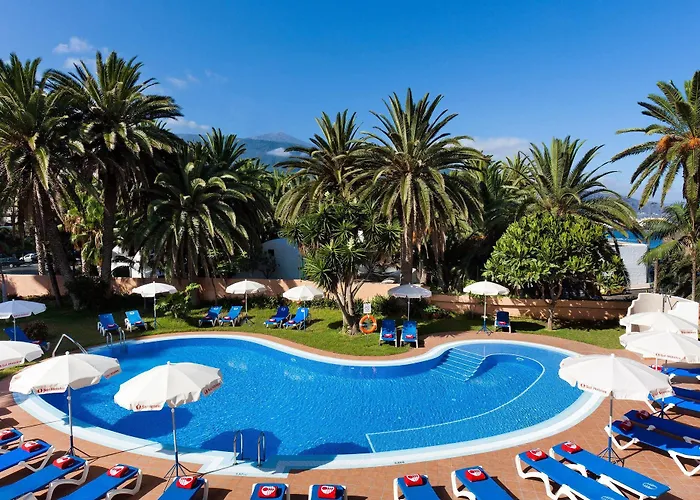 Puerto de la Cruz (Tenerife) hotels near Lake Martianez