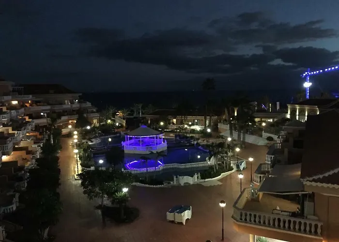 Tenerife Royal Gardens - Las Vistas Trg - Viviendas Vacacionales Playa de las Americas 