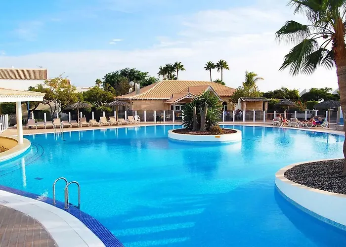 Fantastic 3 Bedroom Townhouse Golf Del Sur - The Palms Resort San Miguel de Abona con Piscina