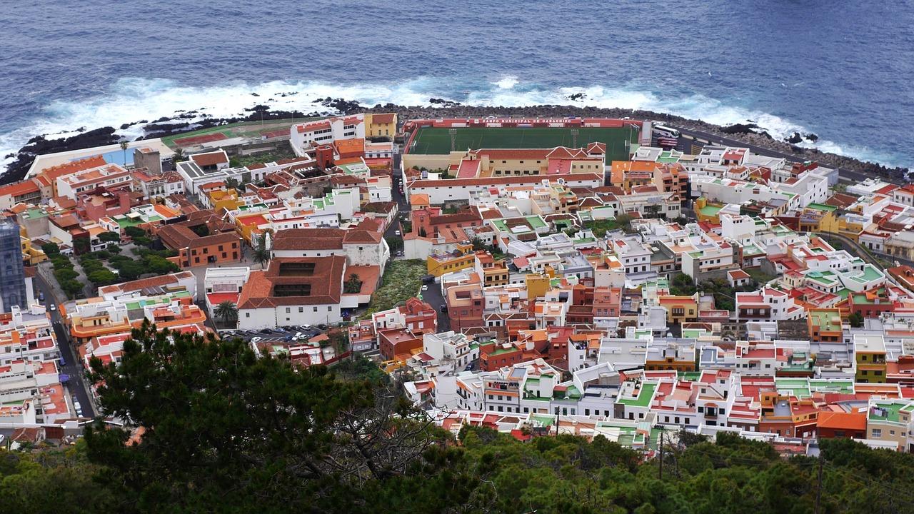 garachico tenerife isola beach