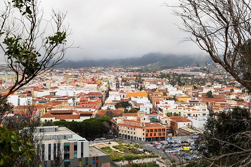 blick auf san cristobal de la laguna aus der aussichtsplattform mirador de san roque auf teneriffa spanien 48225362971